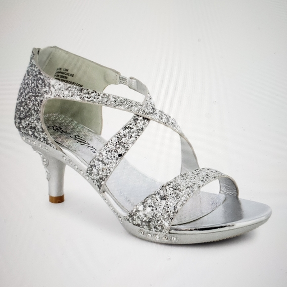 silver shoes size 4
